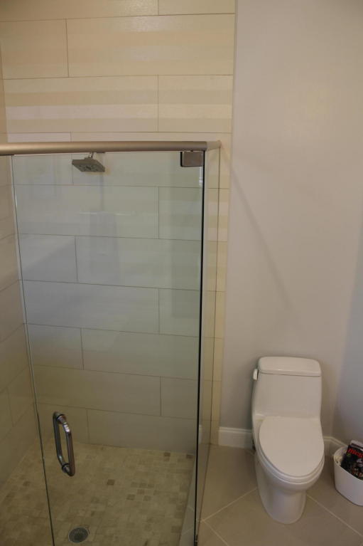 GLEN OAKS 1ST ADD - Residential