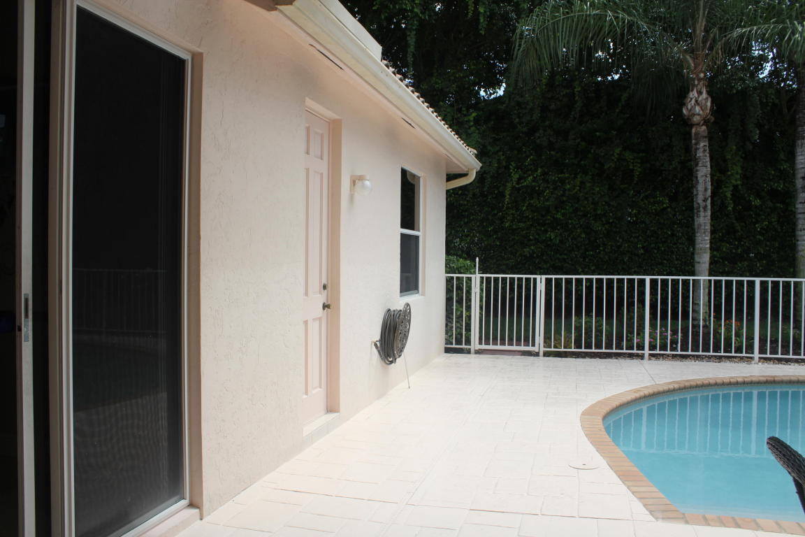 GLEN OAKS 1ST ADD - Residential