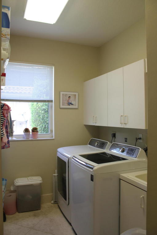 GLEN OAKS 1ST ADD - Residential