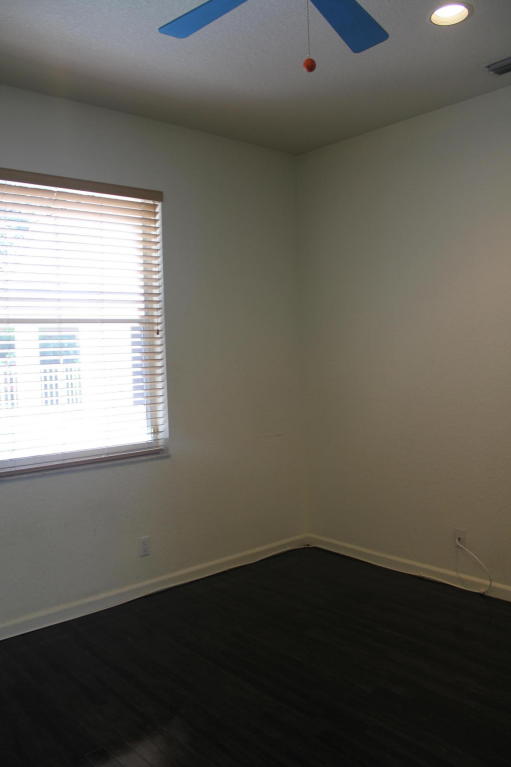 GLEN OAKS 1ST ADD - Residential