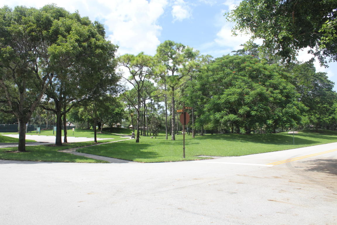 GLEN OAKS 1ST ADD - Residential