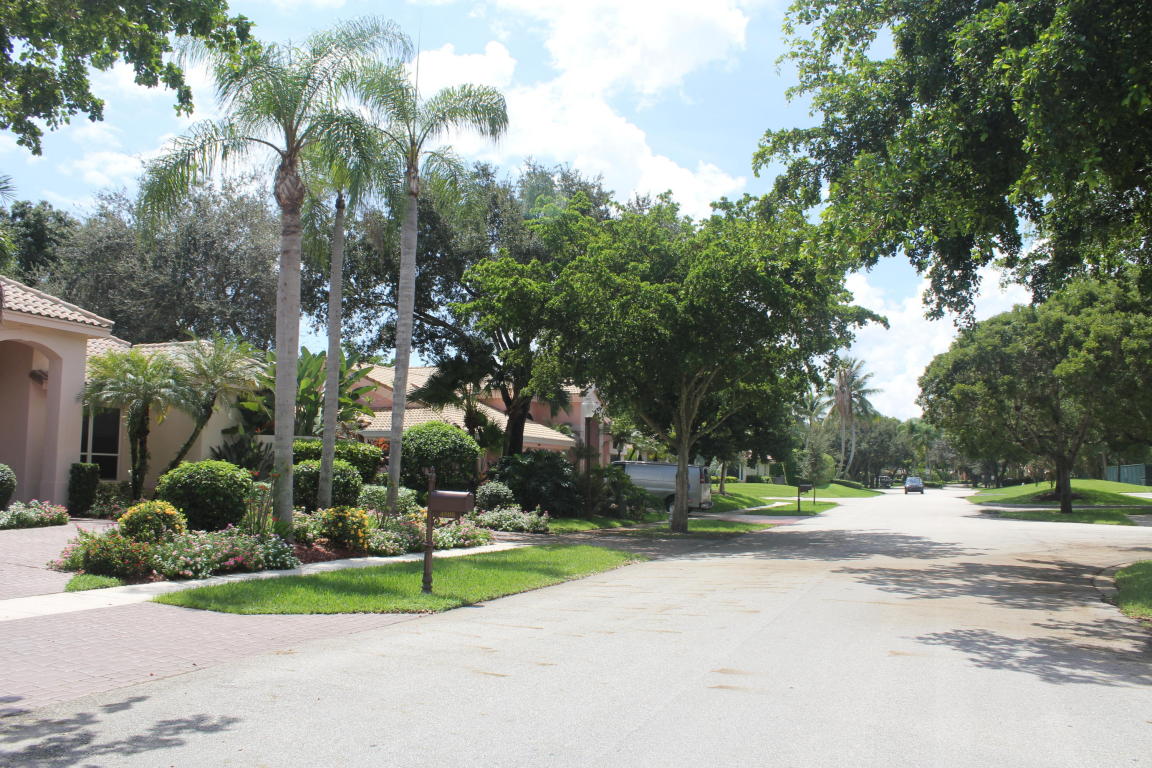 GLEN OAKS 1ST ADD - Residential