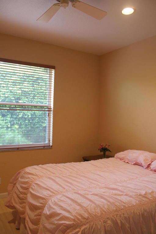 GLEN OAKS 1ST ADD - Residential