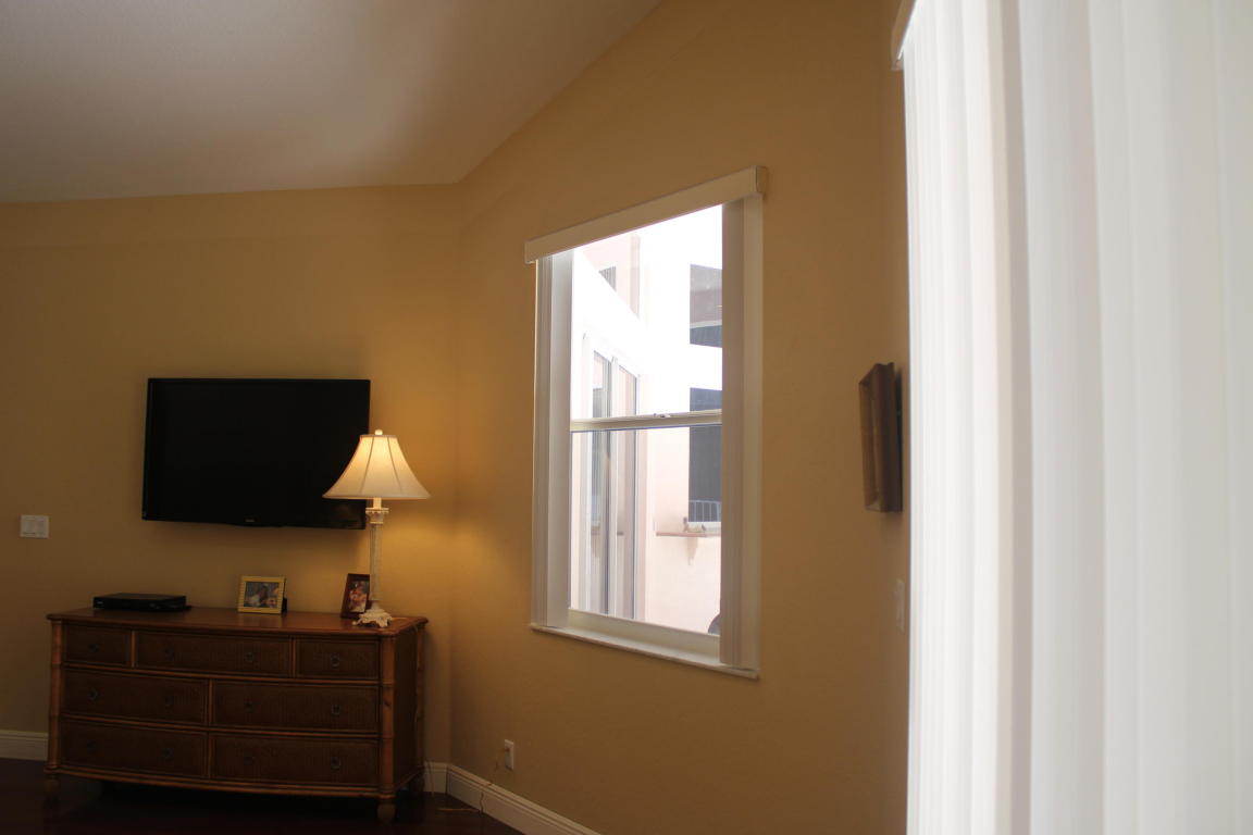 GLEN OAKS 1ST ADD - Residential