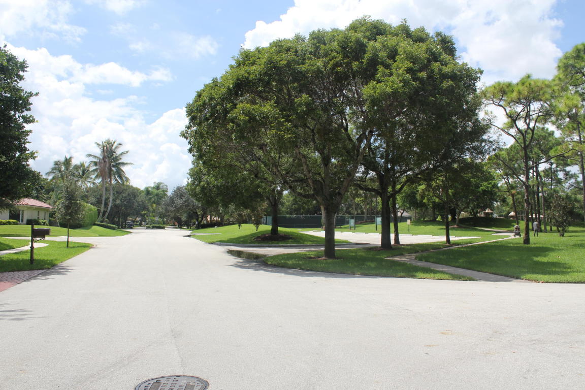 GLEN OAKS 1ST ADD - Residential