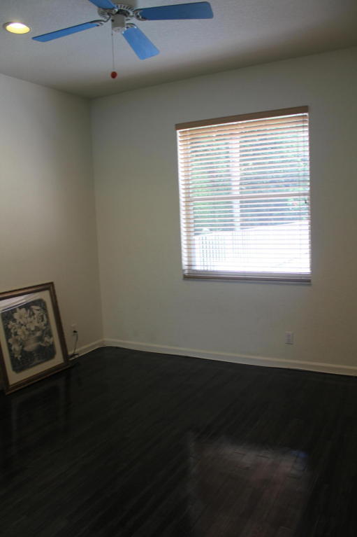 GLEN OAKS 1ST ADD - Residential