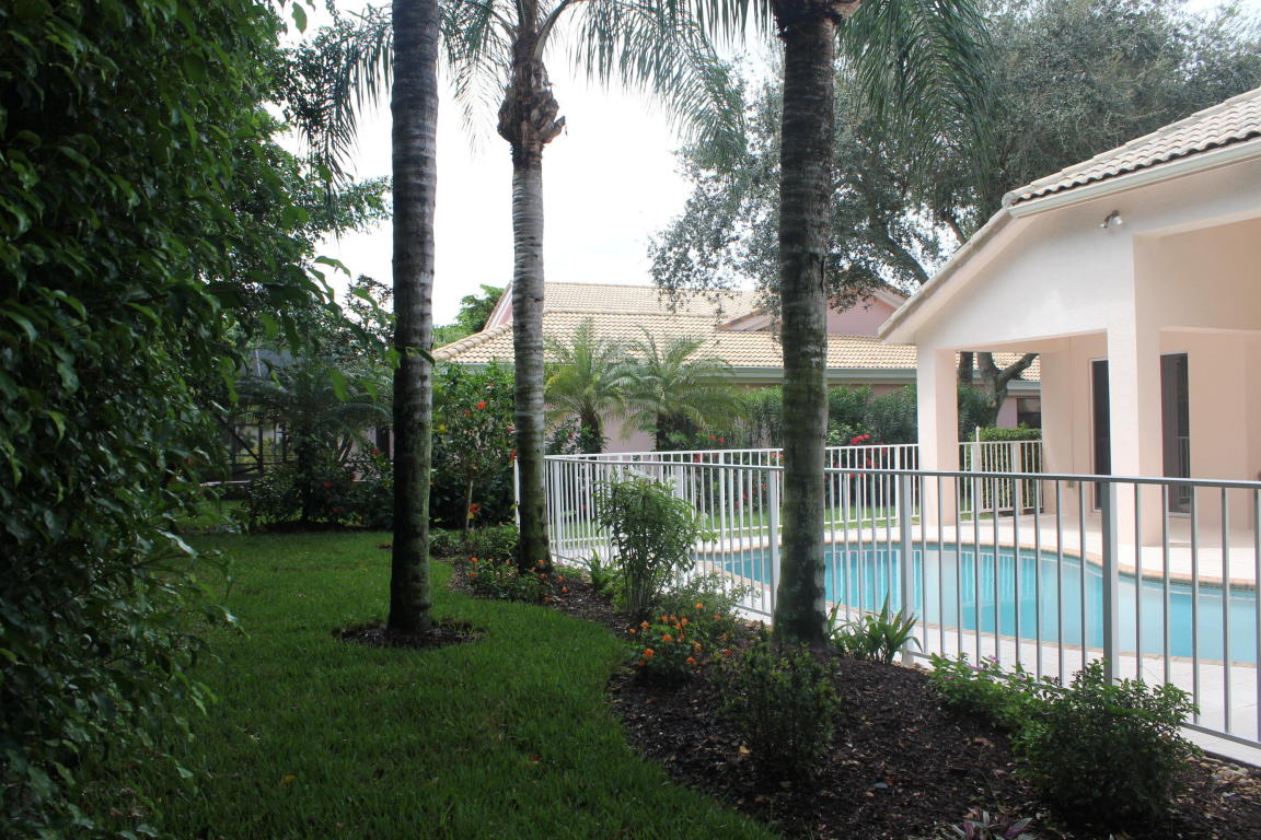 GLEN OAKS 1ST ADD - Residential