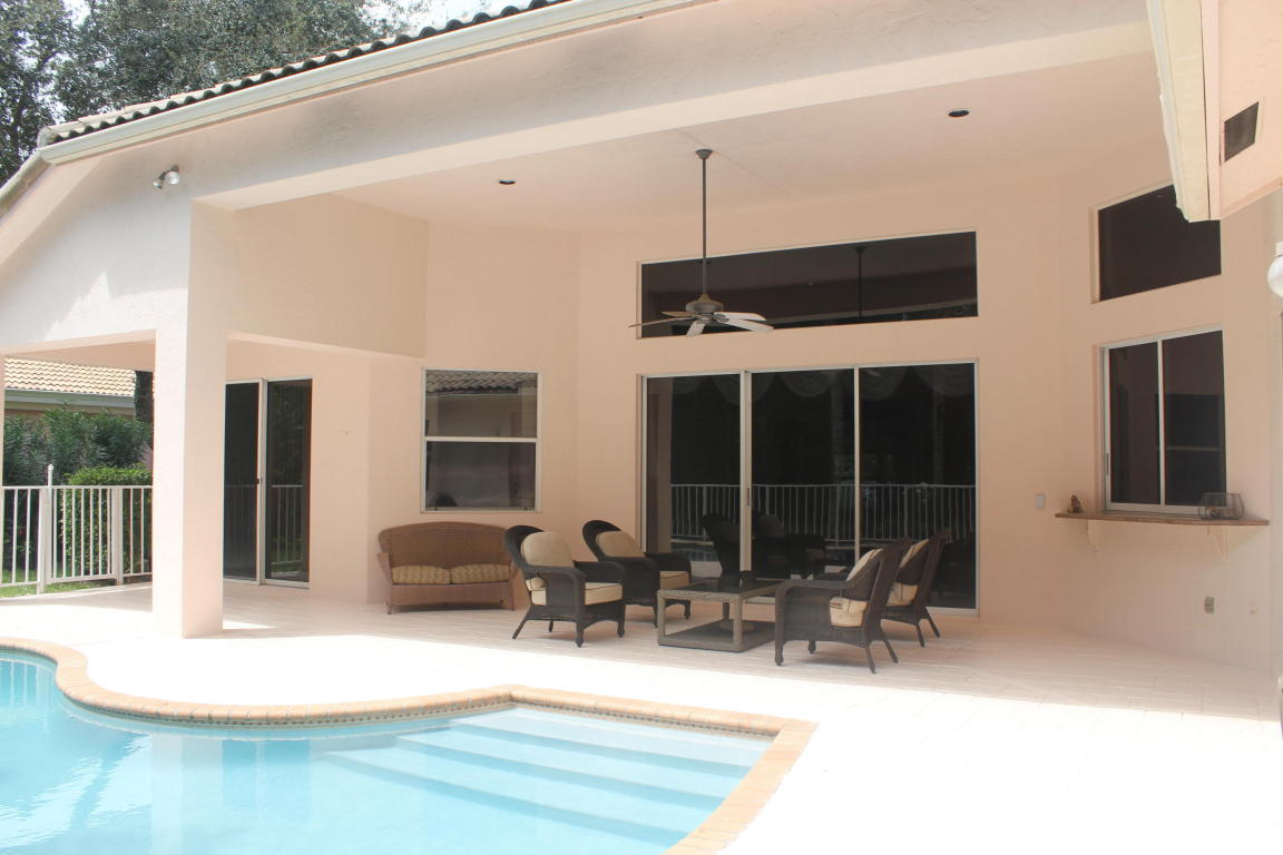 GLEN OAKS 1ST ADD - Residential