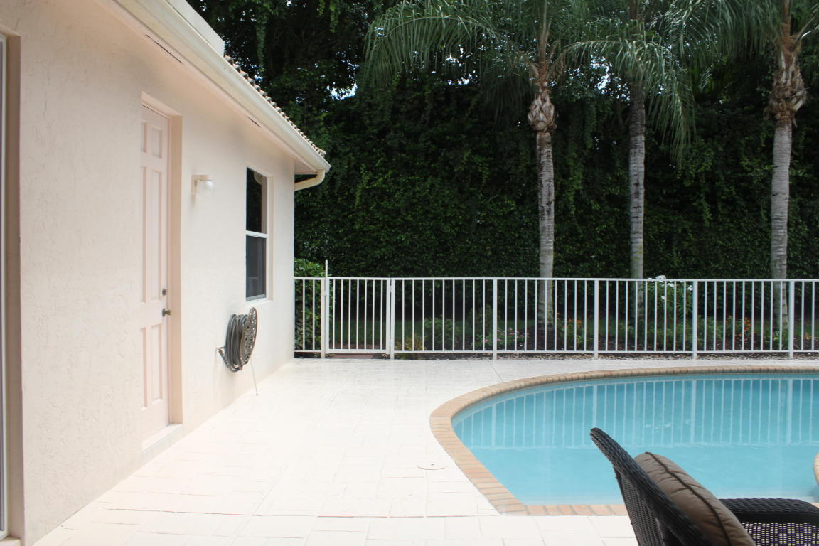 GLEN OAKS 1ST ADD - Residential