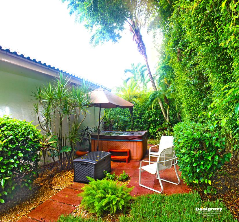 GLEN OAKS 1ST ADD - Residential