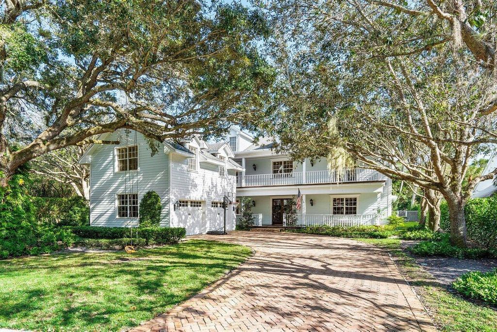 Photo of 2550 Natures Way, Palm Beach Gardens, FL 33410 (MLS # R10865472)