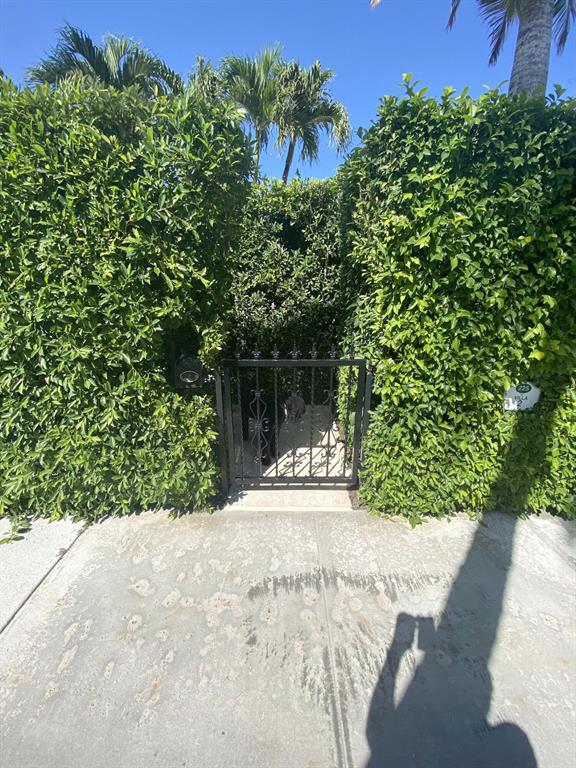 ISLAND VILLAS CONDO - Residential