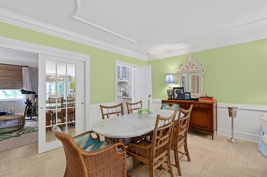 ISLAND VILLAS CONDO - Residential