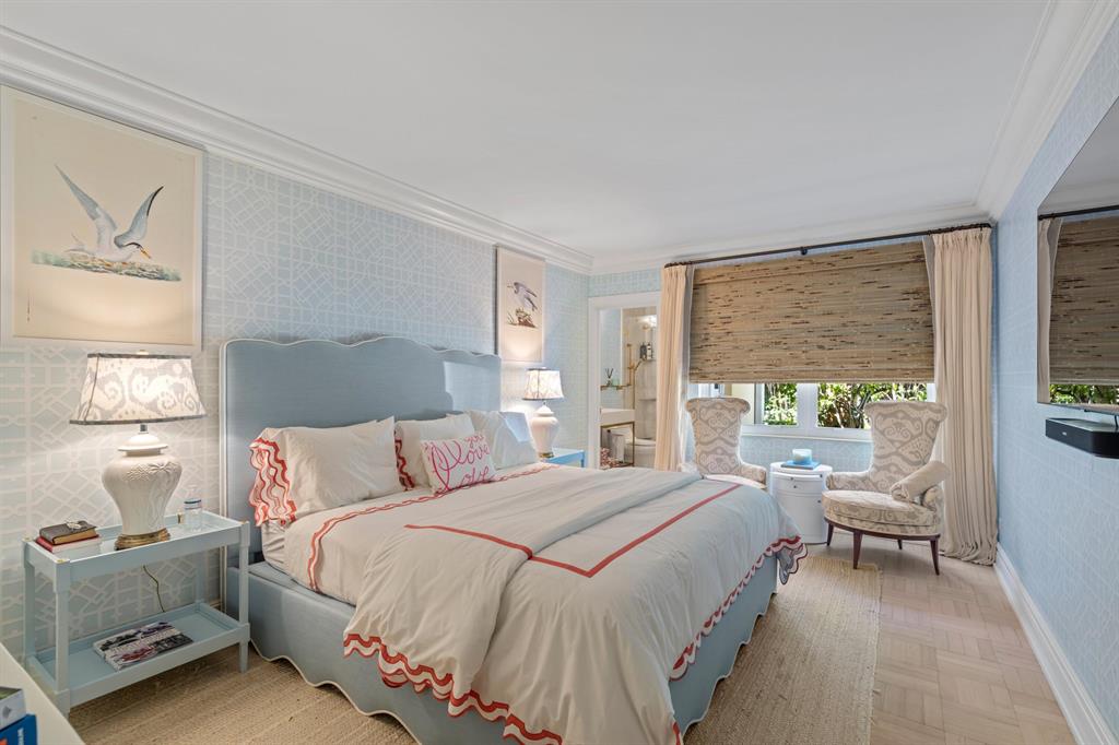 ISLAND VILLAS CONDO - Residential