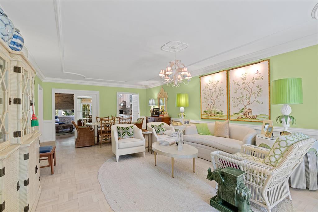 ISLAND VILLAS CONDO - Residential