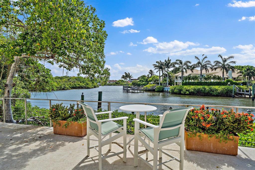 Passage Islands at Jonathan's Landing - Residential