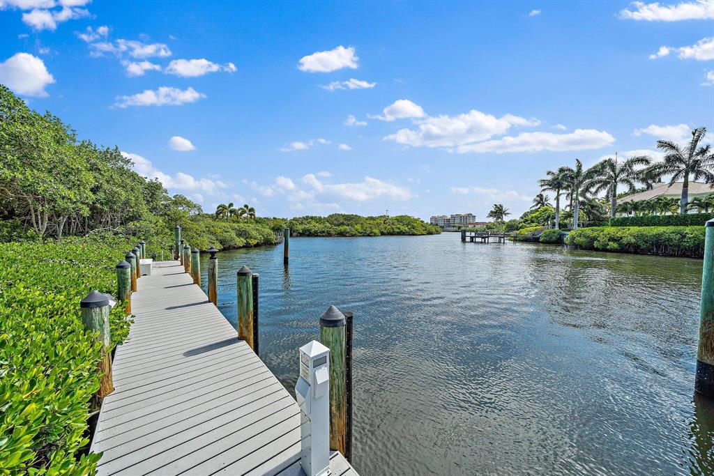 Passage Islands at Jonathan's Landing - Residential