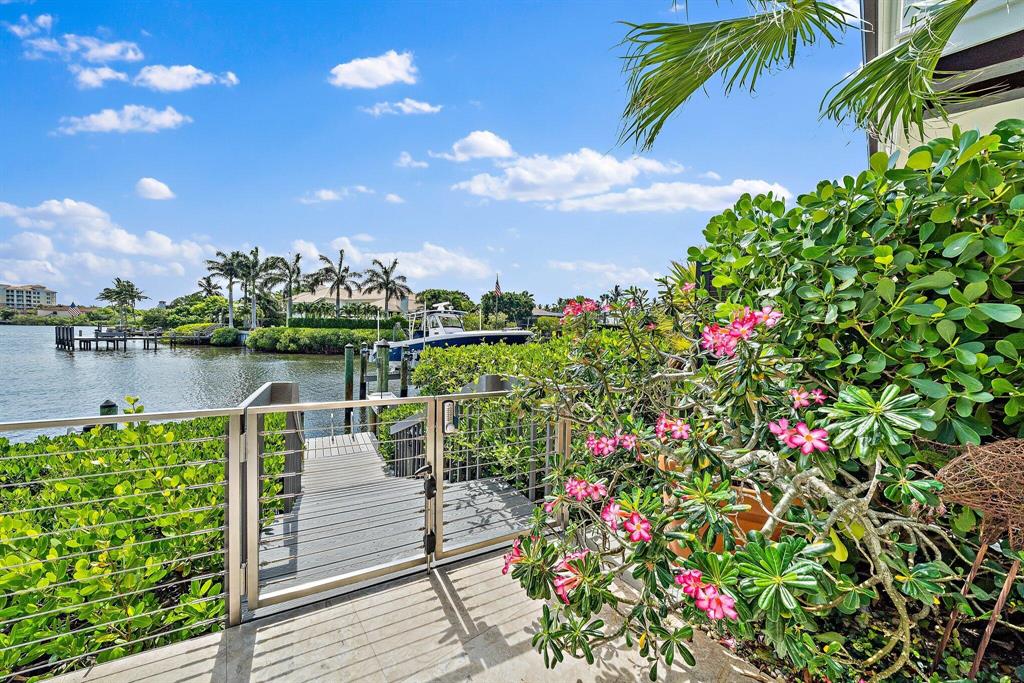 Passage Islands at Jonathan's Landing - Residential