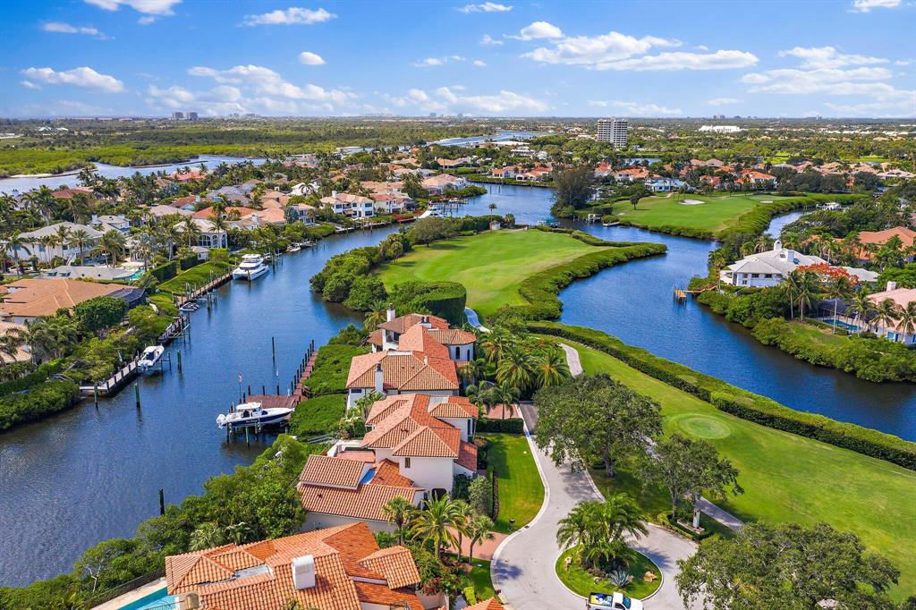 Passage Islands at Jonathan's Landing - Residential