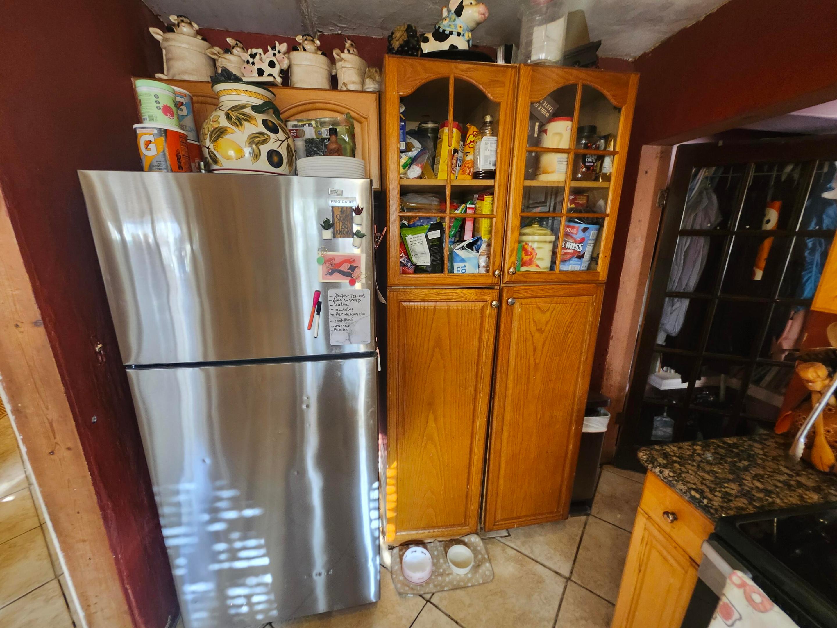 PALM LANE VILLA NO 5 - Residential