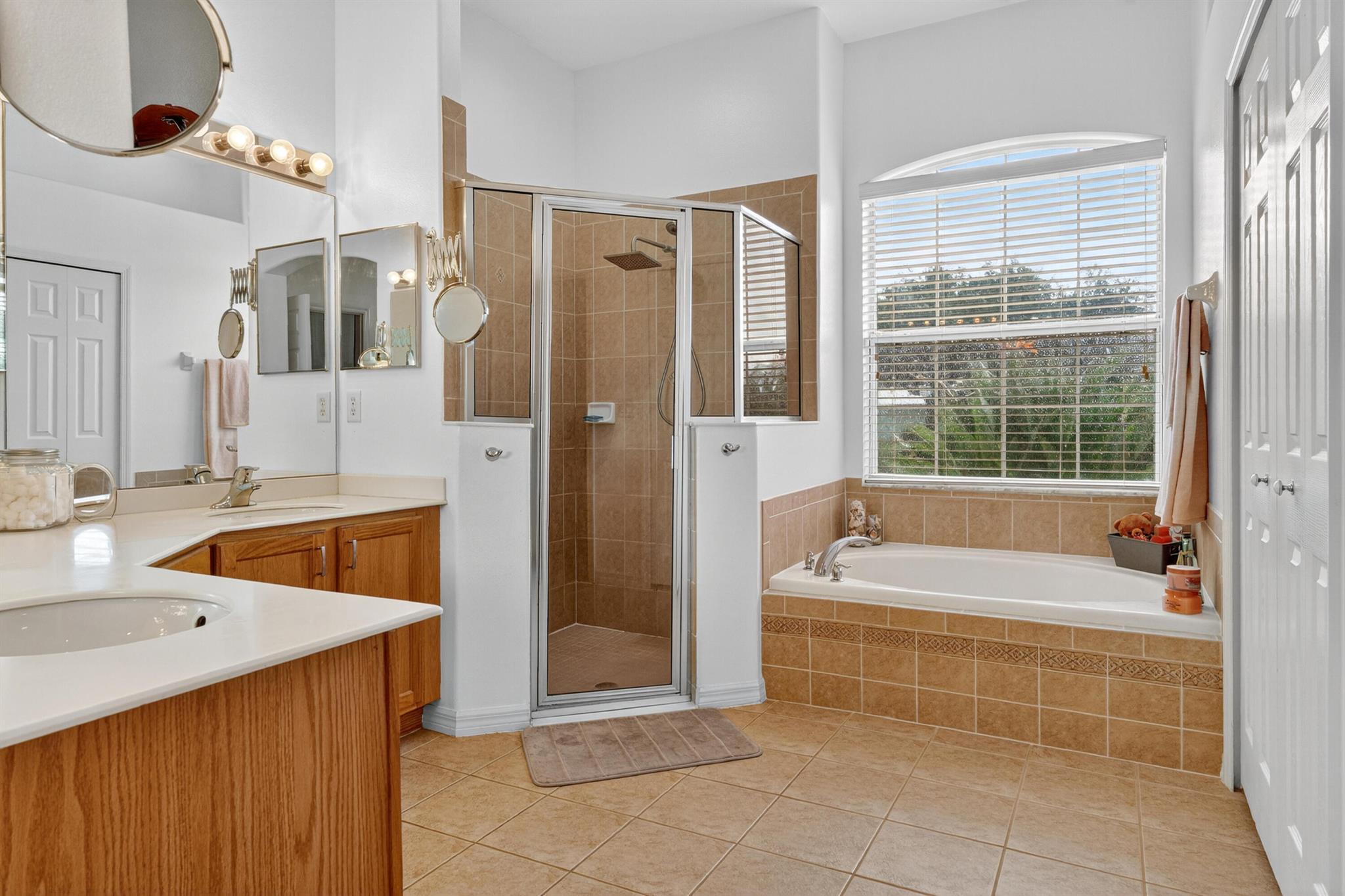 SEBASTIAN HIGHLANDS UNIT - Residential