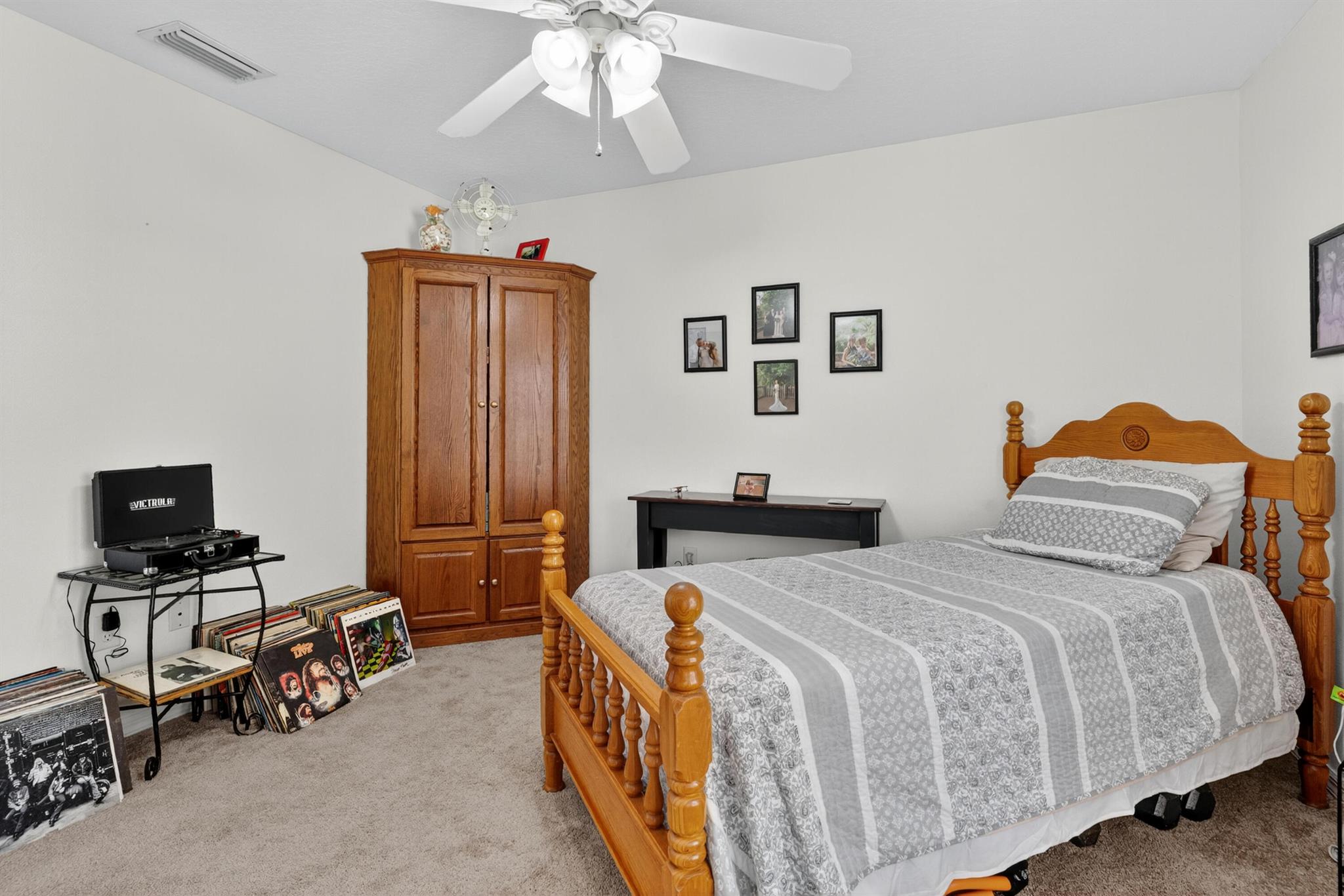 SEBASTIAN HIGHLANDS UNIT - Residential