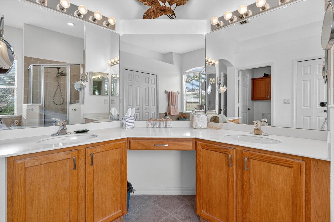 SEBASTIAN HIGHLANDS UNIT 13 - Residential