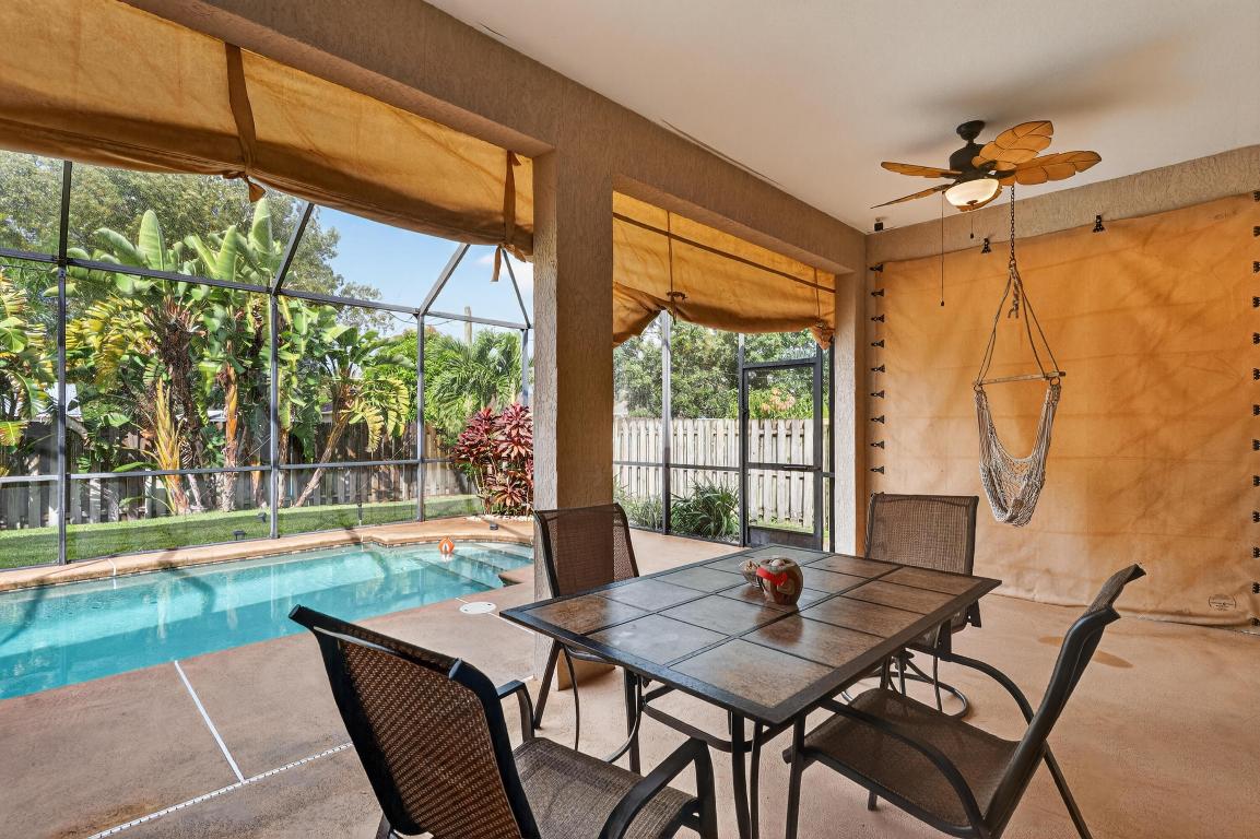 SEBASTIAN HIGHLANDS UNIT 13 - Residential