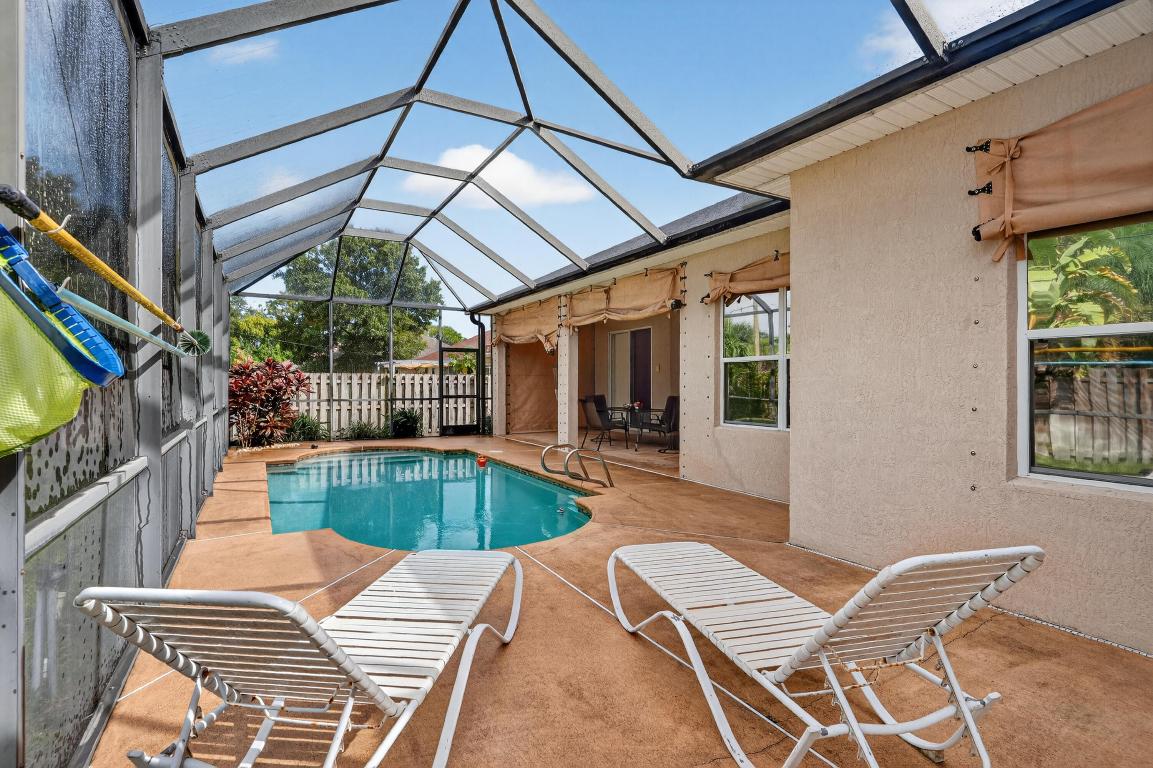 SEBASTIAN HIGHLANDS UNIT 13 - Residential