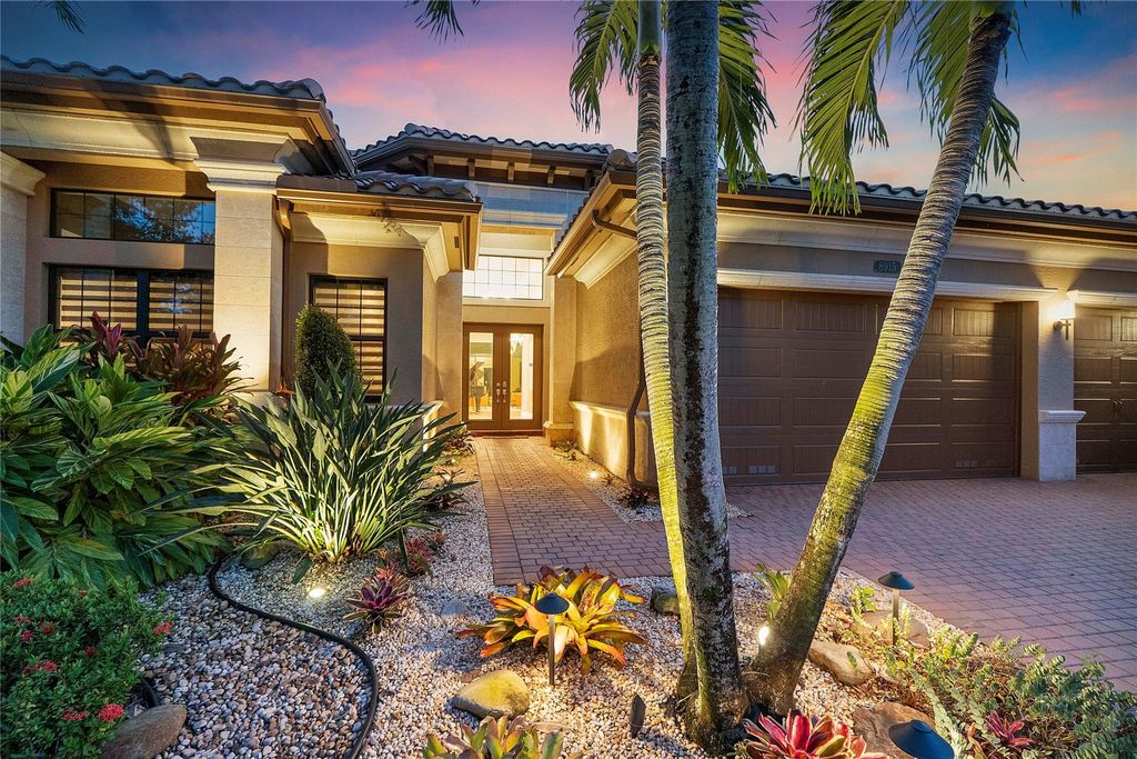 Photo of 8915 Sydney Harbor Circle, Delray Beach, FL 33446 (MLS # F10526914)