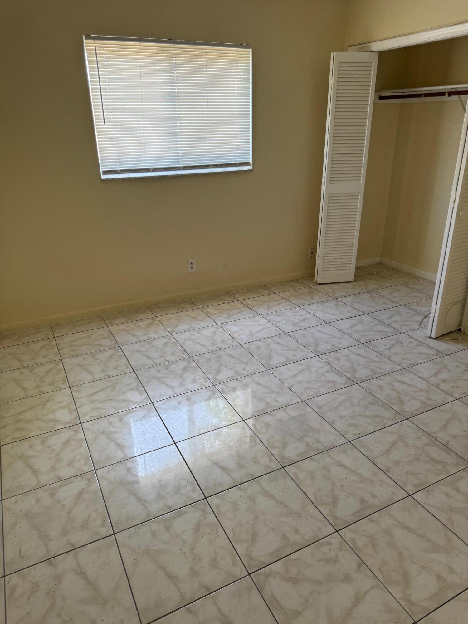 ZILADEN PROPERTIES - Residential Lease