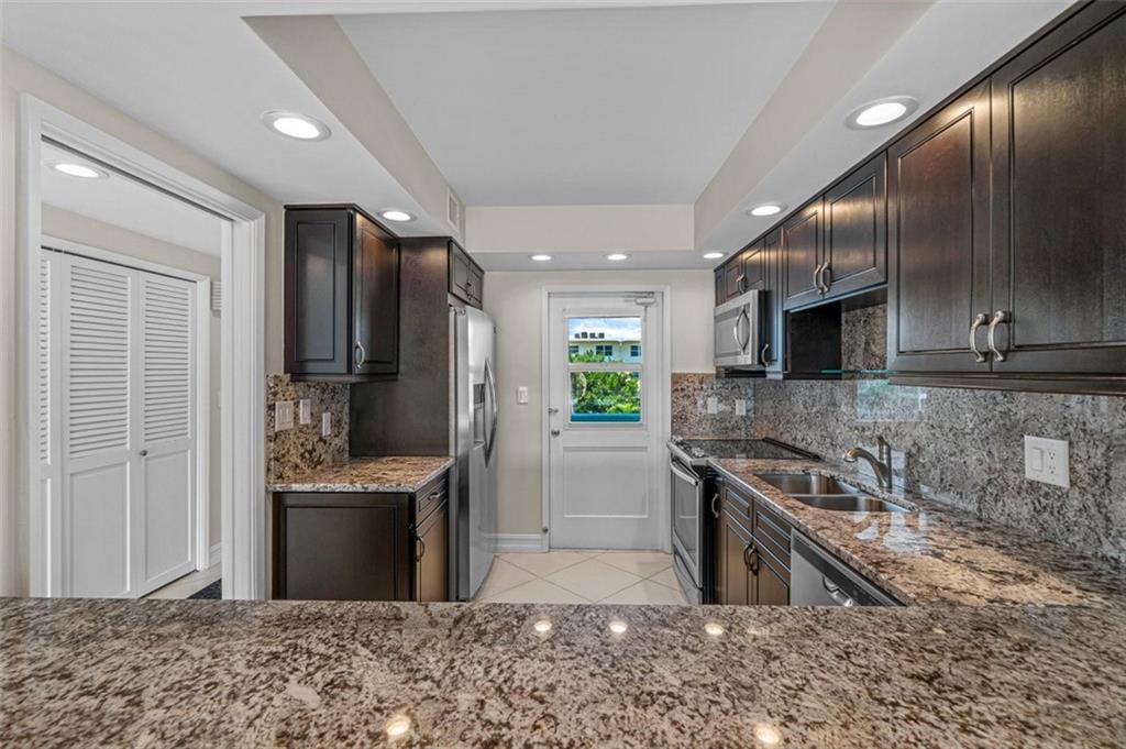 Lighthouse Colony - Residential