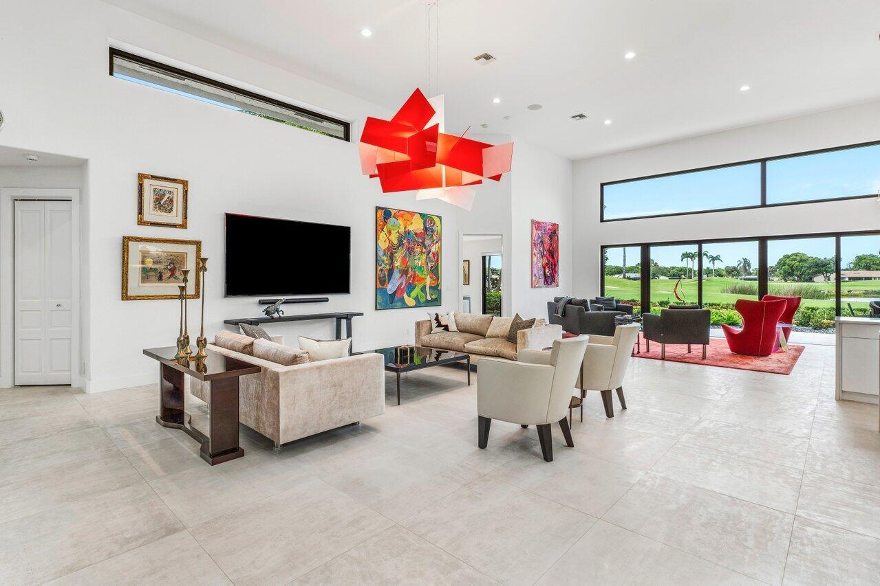 ROYAL PALM COVE / POLO CL - Residential