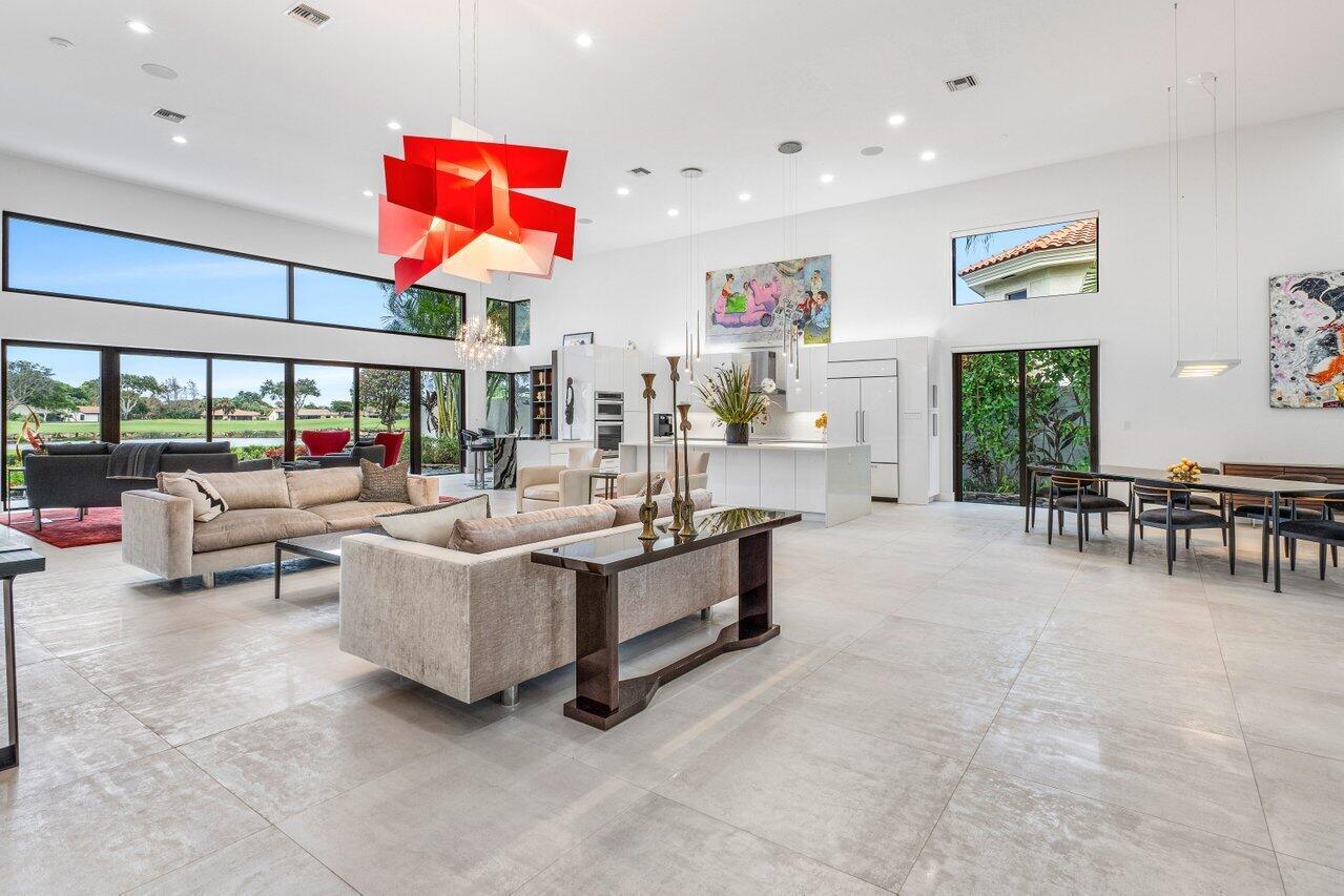 ROYAL PALM COVE / POLO CL - Residential