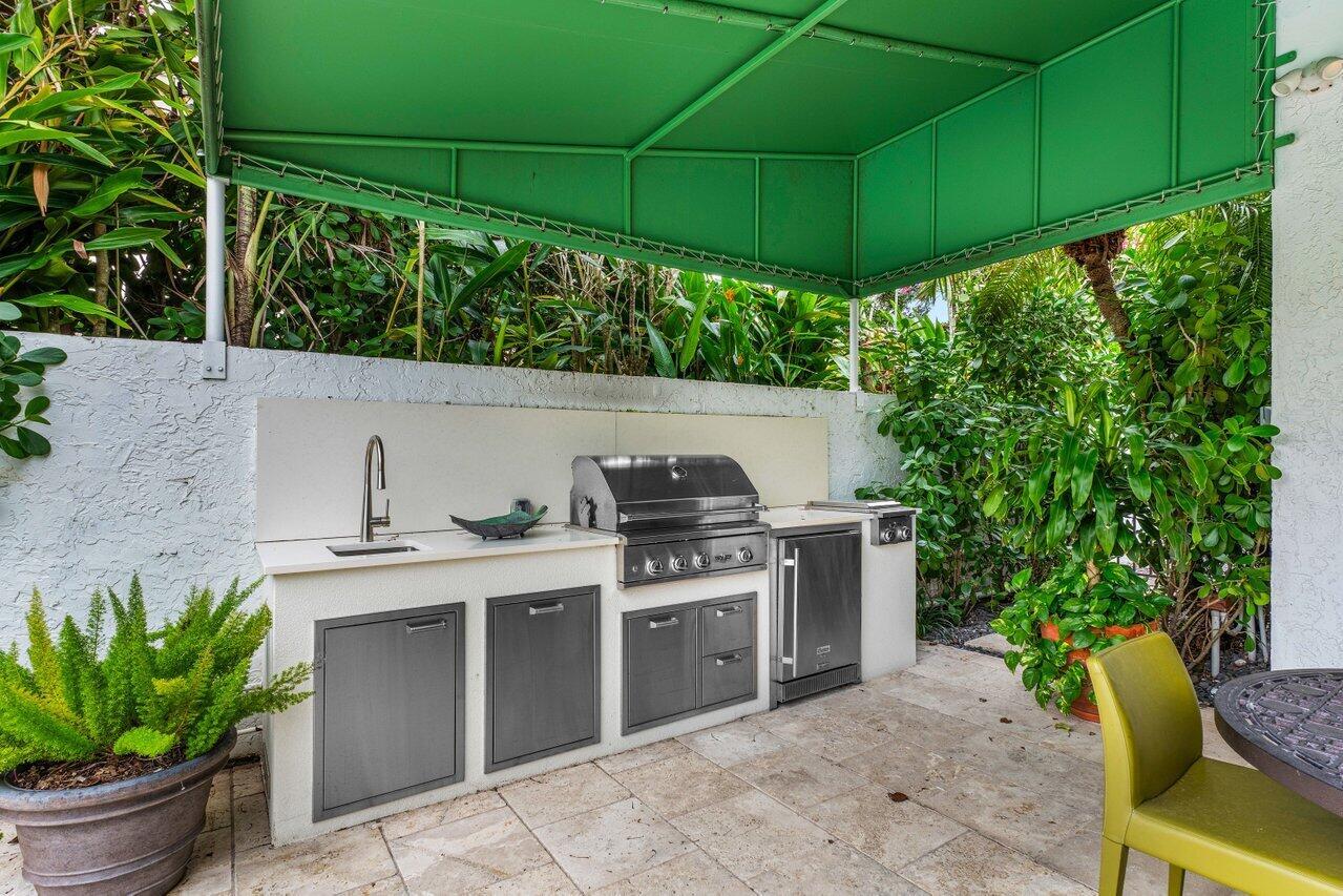 ROYAL PALM COVE / POLO CL - Residential