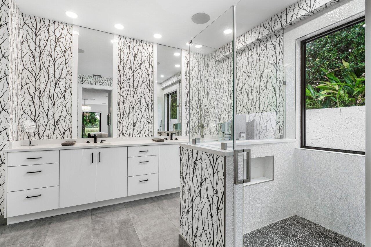 ROYAL PALM COVE / POLO CL - Residential