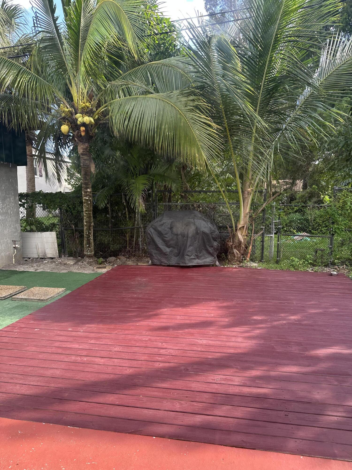 GREENWOOD - Residential Lease