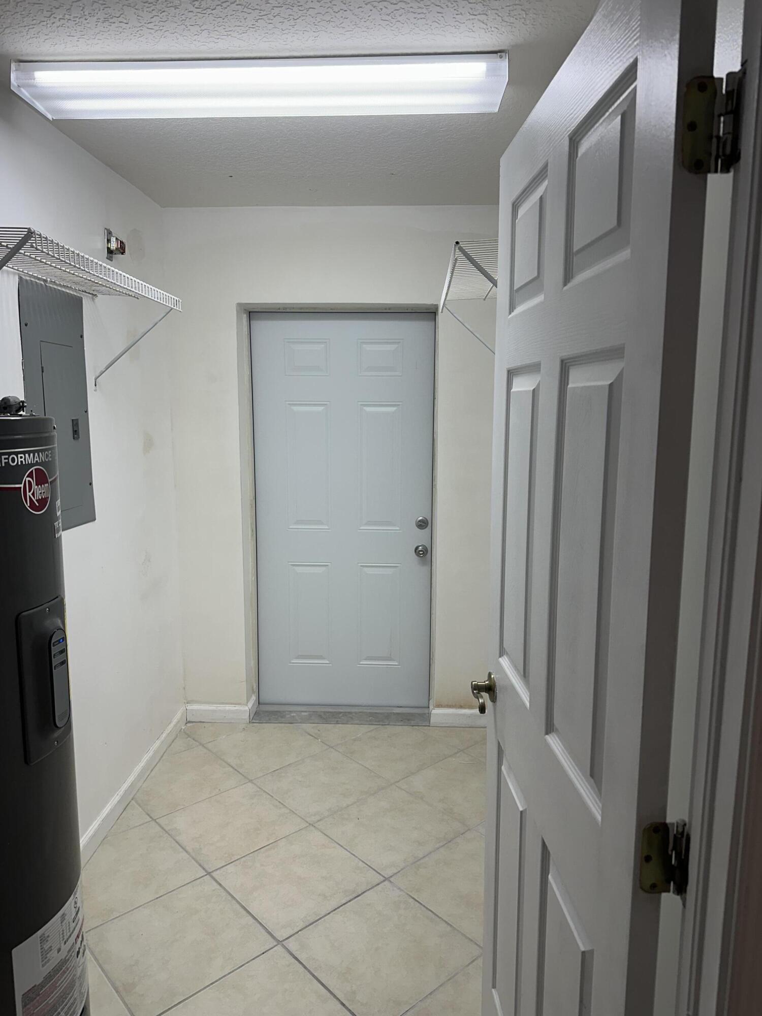 GREENWOOD - Residential Lease