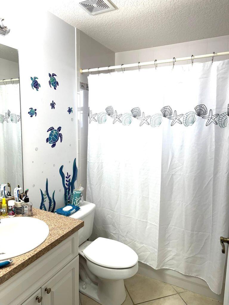 GREENWOOD - Residential Lease