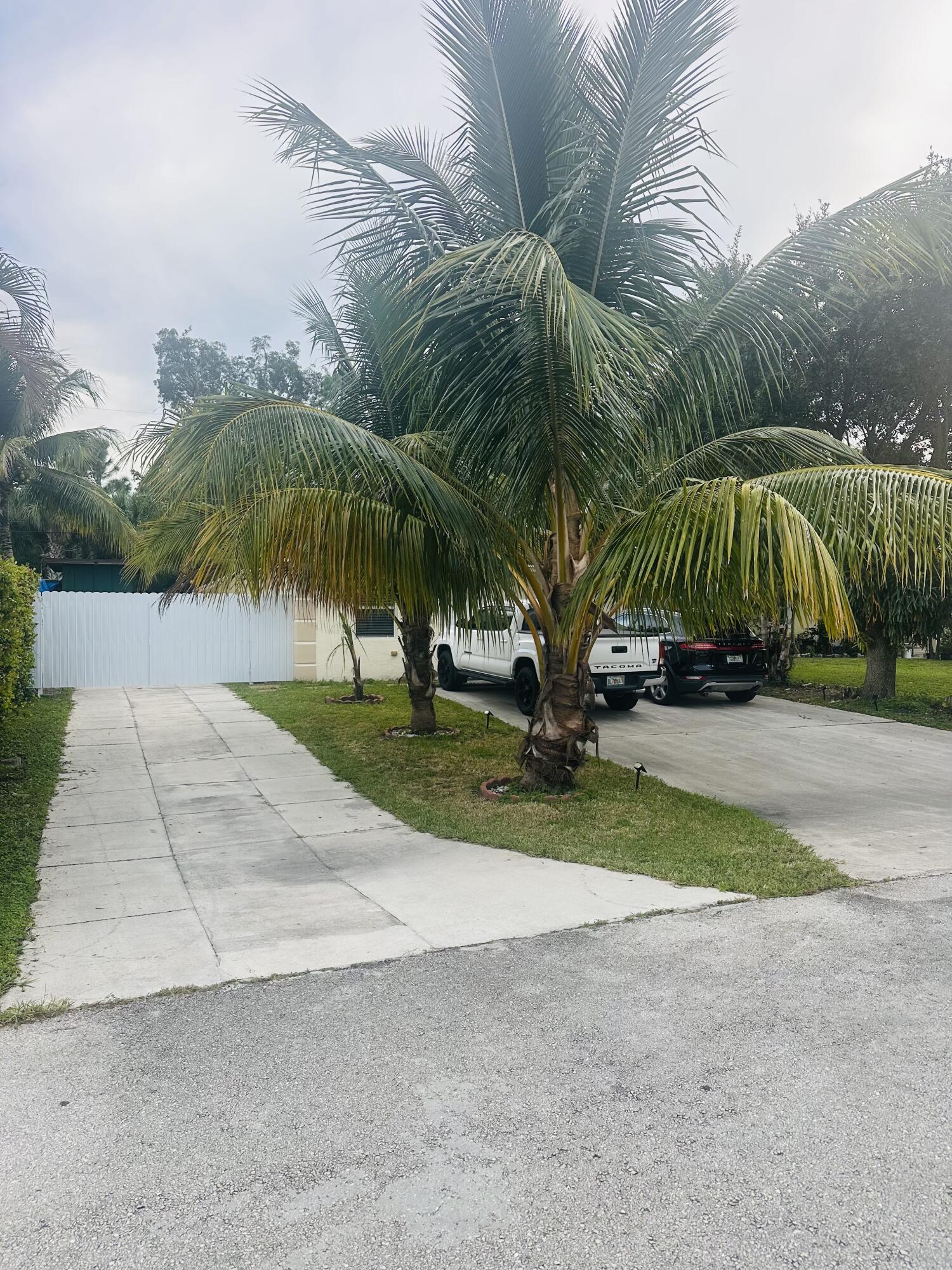 GREENWOOD - Residential Lease