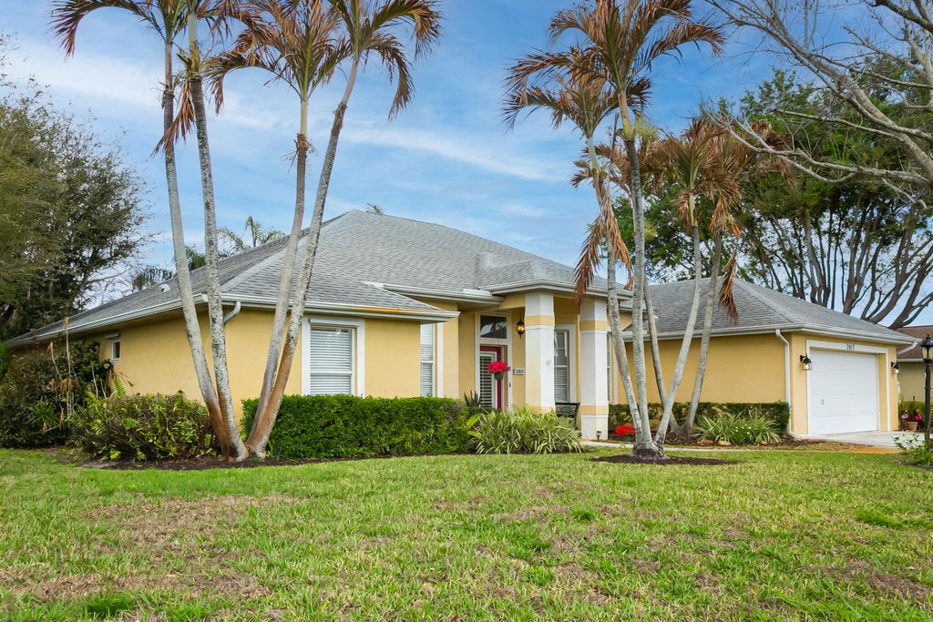 Photo of 2017 SE Allamanda Drive, Port Saint Lucie, FL 34952 (MLS # R11169841)