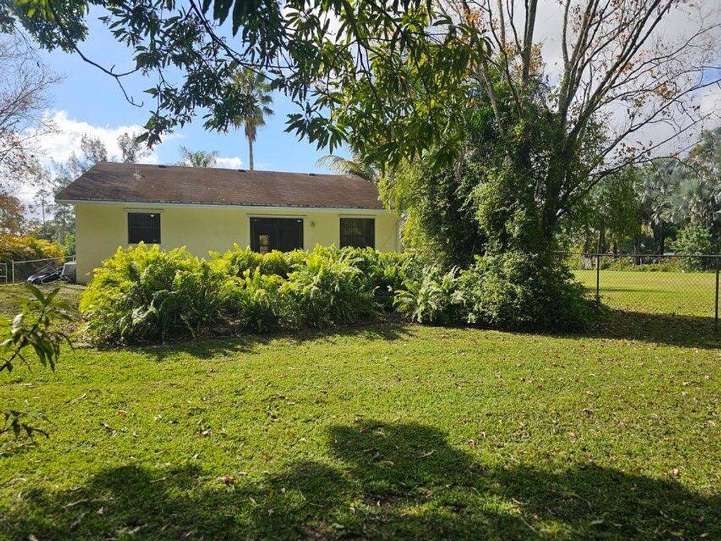 Photo of 13835 N 49th St St N, The Acreage, FL 33411 (MLS # B26000488)