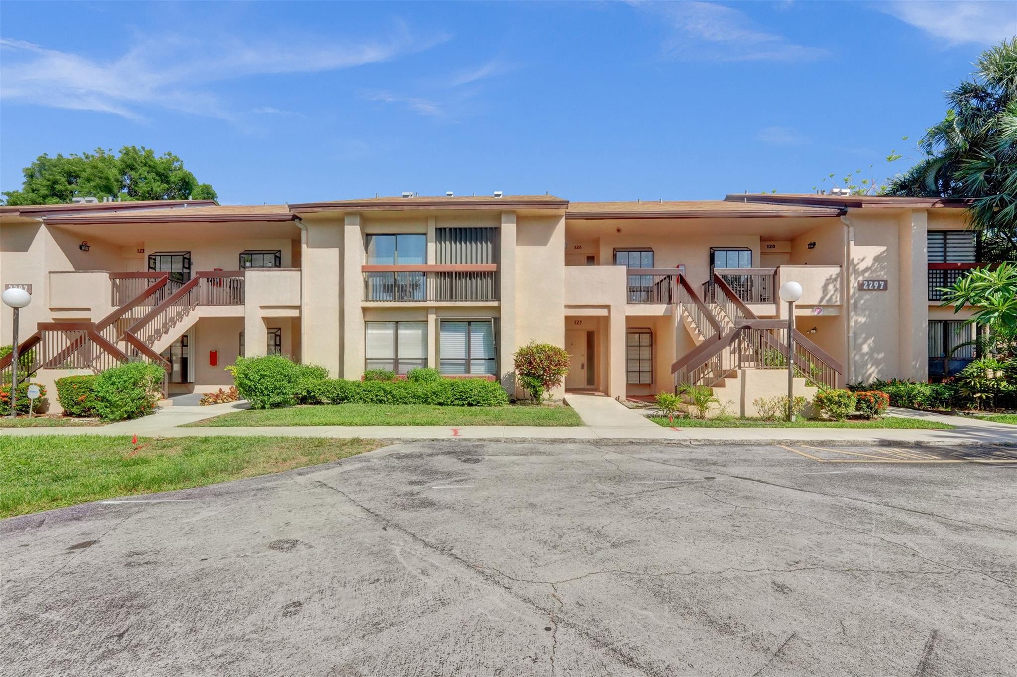 2297 SW 15th St 127
