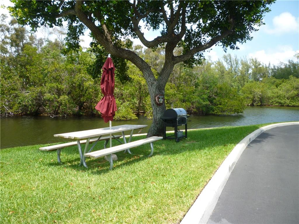 Hillsboro Cove - Residential