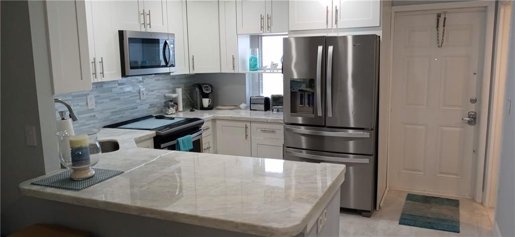 Hillsboro Cove - Residential