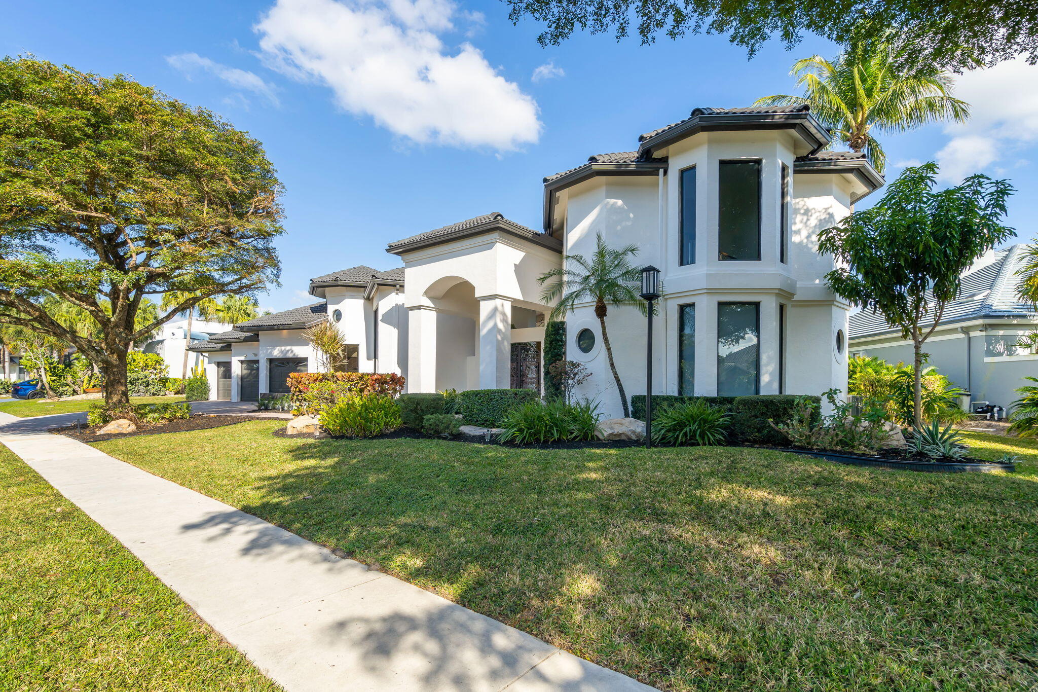 21384 Greenwood Court