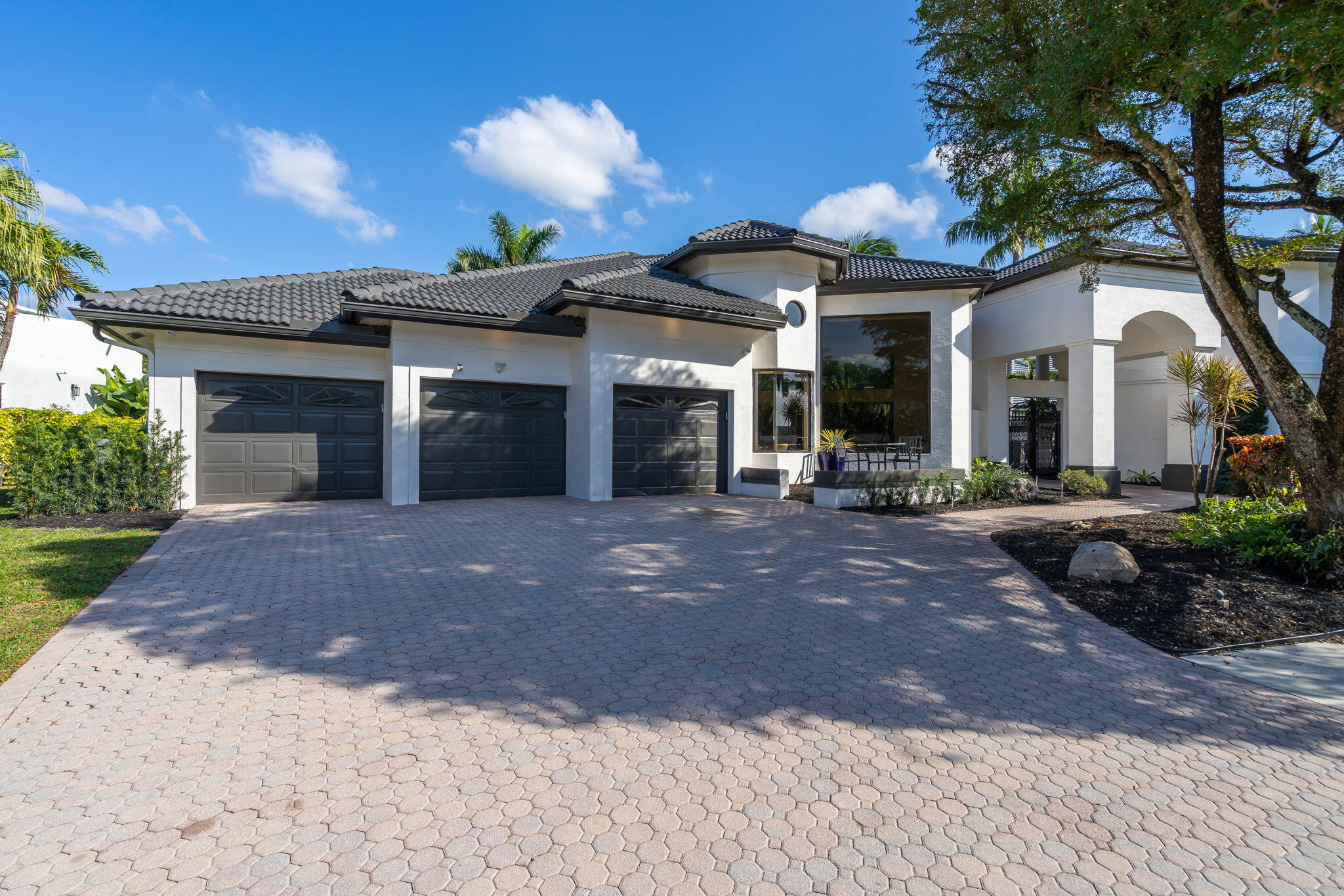 21384 Greenwood Court