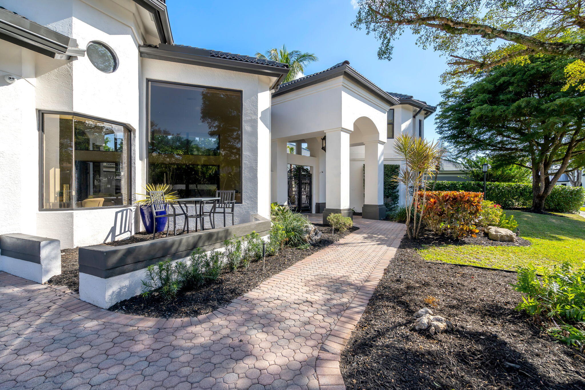 21384 Greenwood Court