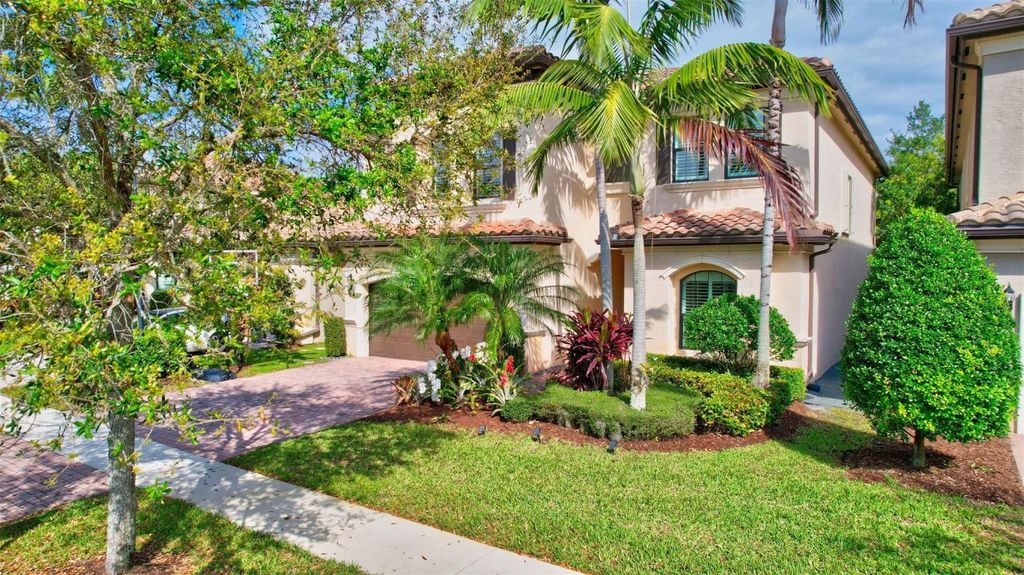 Photo of 8925 Little Falls Way, Delray Beach, FL 33446 (MLS # F10426019)