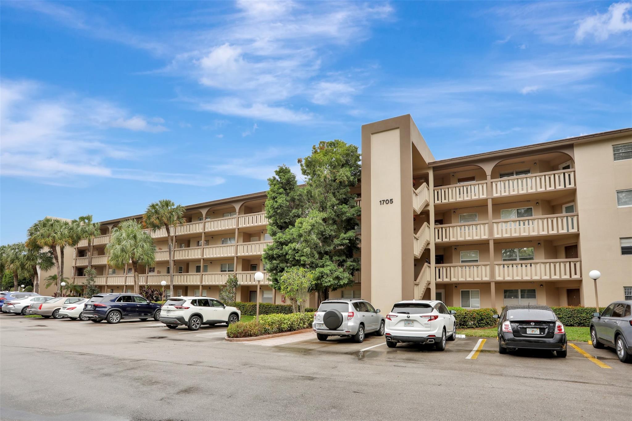WYNMOOR VILLAGE - Residential